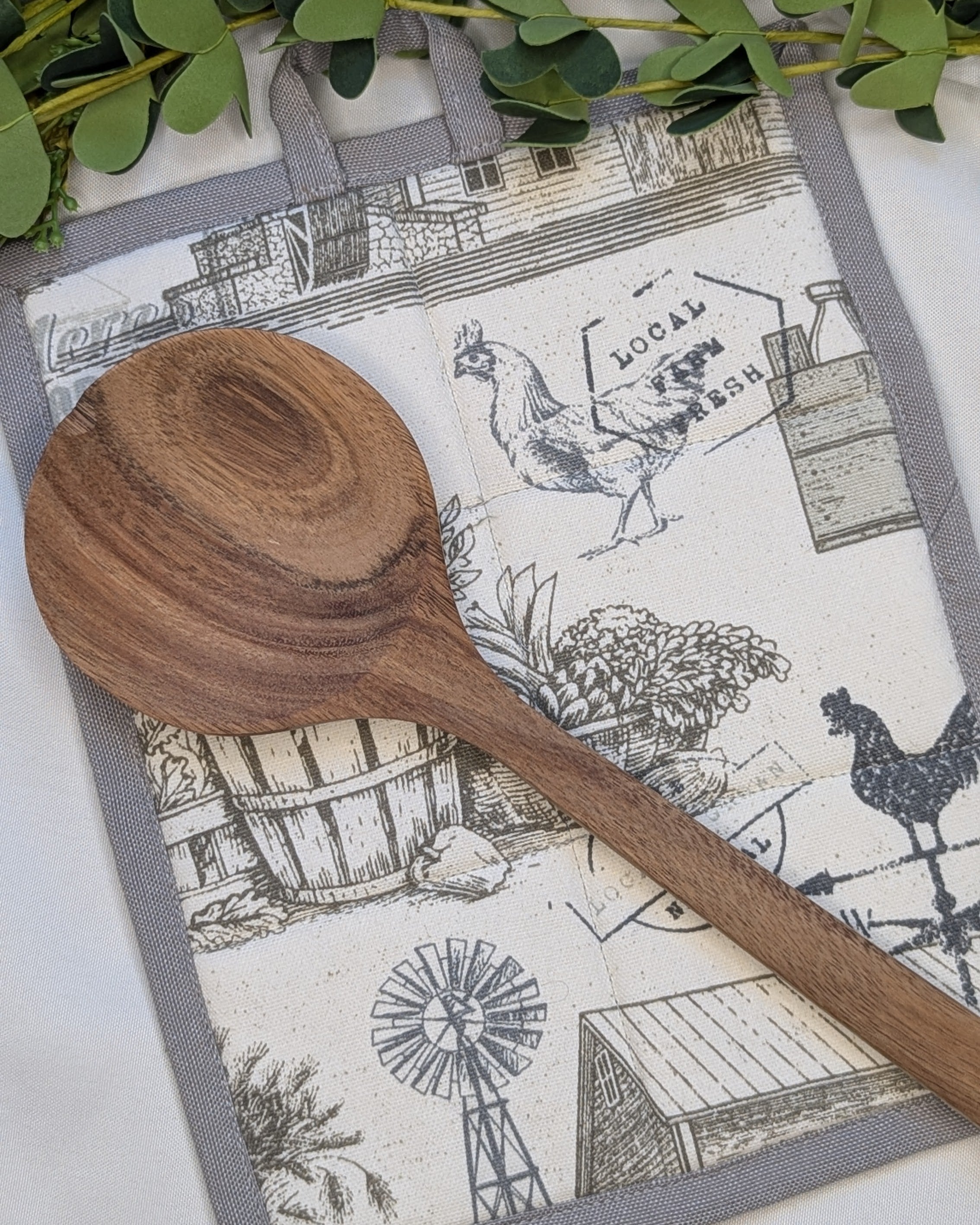 Casserole Hot Pad / Farmhouse Motif