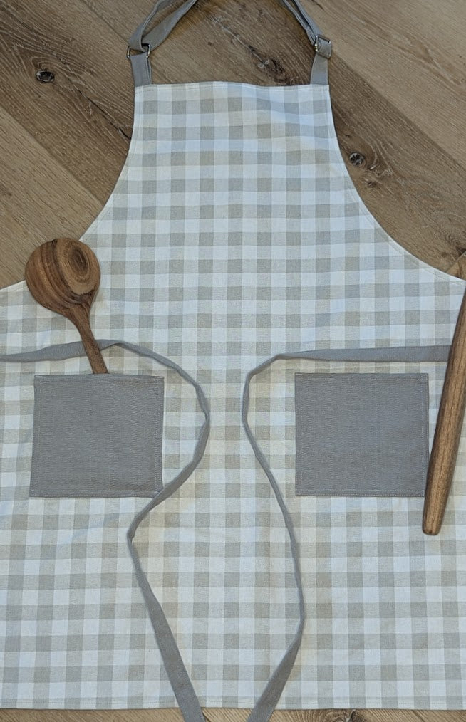 Classic Apron in French Gray Plaid