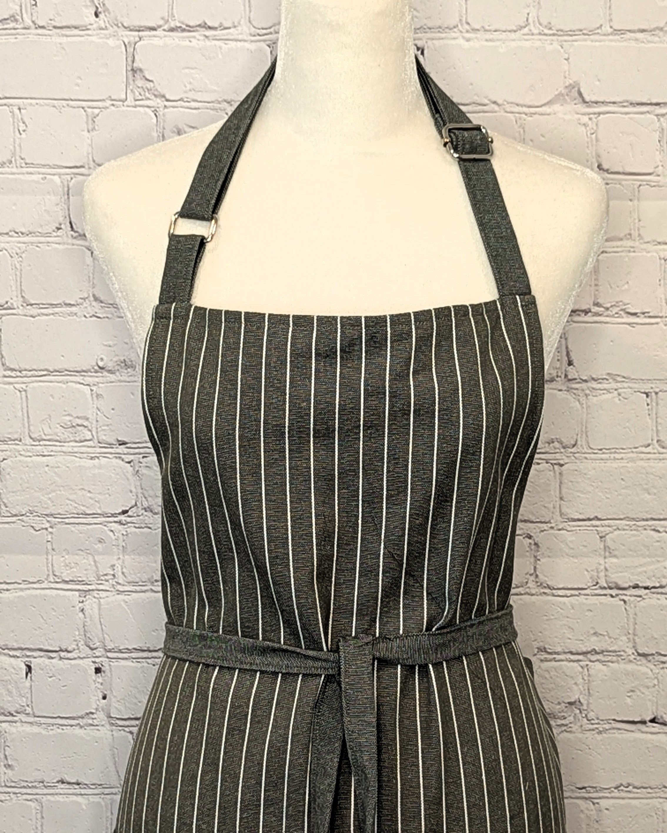 Classic Apron in Olive Green Striped