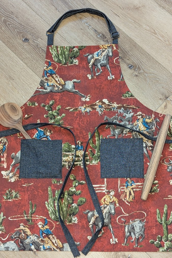 Classic Apron w/ Western Theme