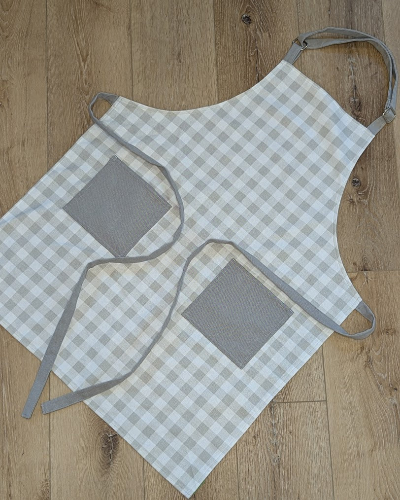 Classic Apron in French Gray Plaid